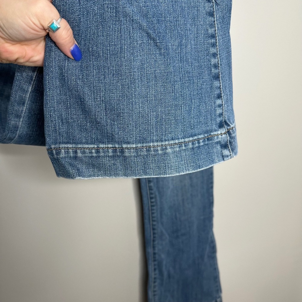 Gap Jeans Women's Bootcut Low Rise Flare Denim Medium Wash Pants Size 10 - Picture 3 of 8